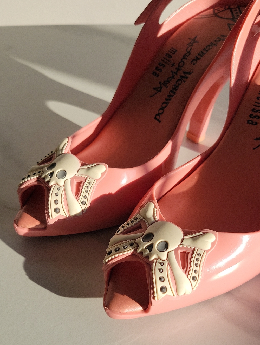 Vivienne Westwood Melissa Pink Skull Bow Peep-Toe Heeled Sandals - Picture 11 of 16